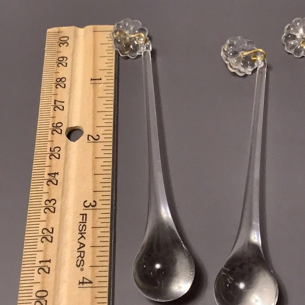 Vtg 4 pcs Clear Glass Teardrop Crystal Chandelier Replacement with Flower Daisy